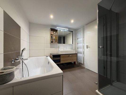 Badezimmer Erdgeschoss