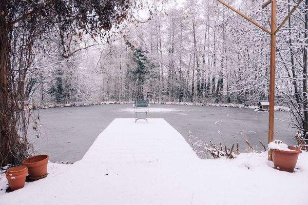 Teichterrassen mit Steganlage