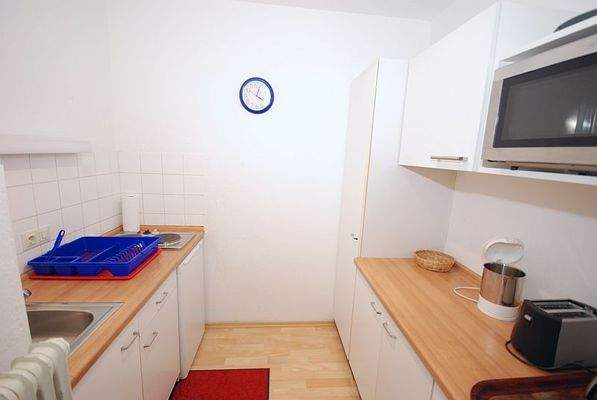 Küchenraum mit Einbauküche