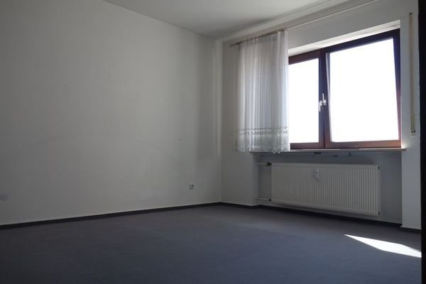 Schlafzimmer Wohnung Abensberg - Kopie.JPG