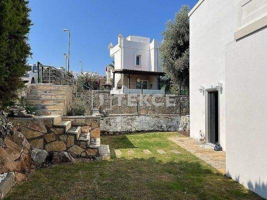 Twin Villa with Detached Garden and Sea View in Bodrum Türkbükü