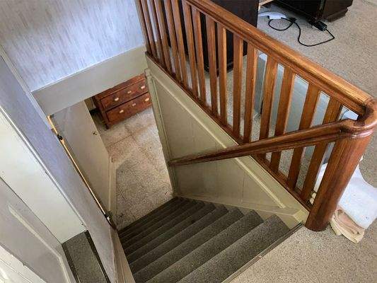 Haus Treppe Obergeschoss.jpg