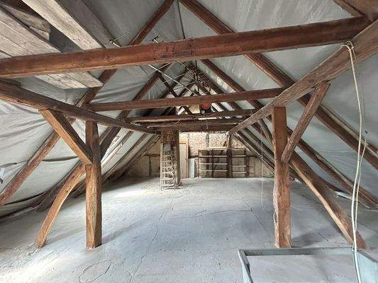 Dachboden über dem Haus