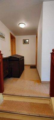 Treppenhaus 1.OG vor den Gästezimmern