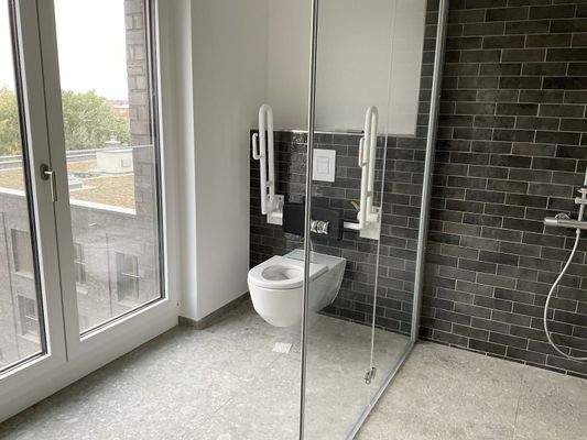 Bad, behindertengerecht