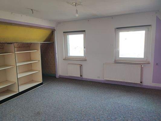 grosses Schlafzimmer OG, DHH