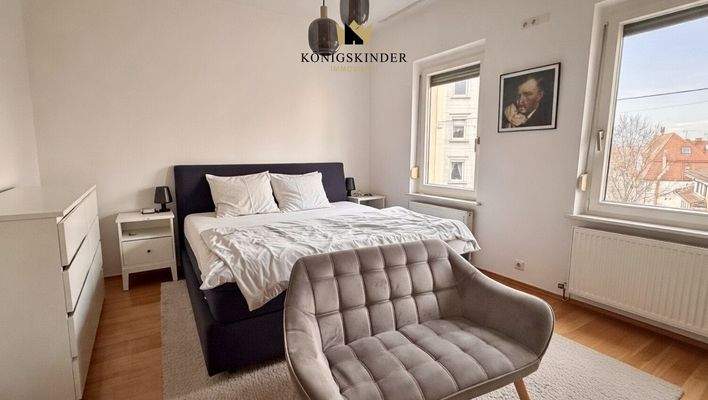 Ruhiges Gästezimmer oder Homeoffice dank dreifach verglaster Fenster.