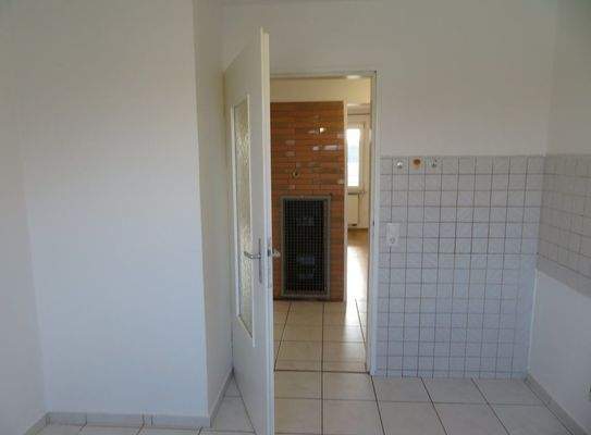 12-Küche+Blick Kind.JPG