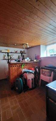 PARTYRAUM MIT FENSTER