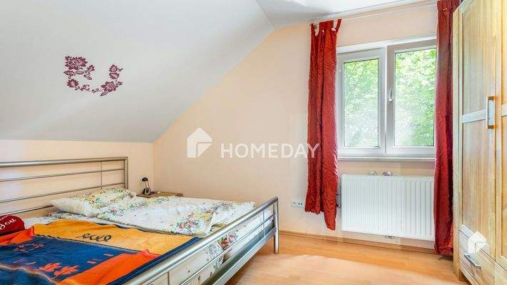 1. OG Kinderzimmer 1 1