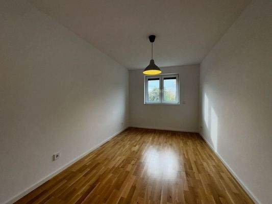 1st floor: Bedroom 1