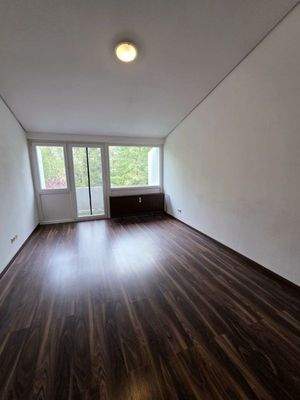 Wohn- und Schlafzimmer