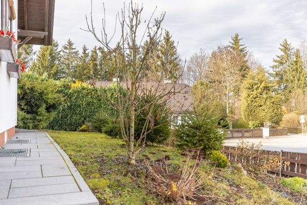 Großzügiges Wohnhaus mit Garten, Wintergarten & PV – ruhig gelegenes Raumwunder