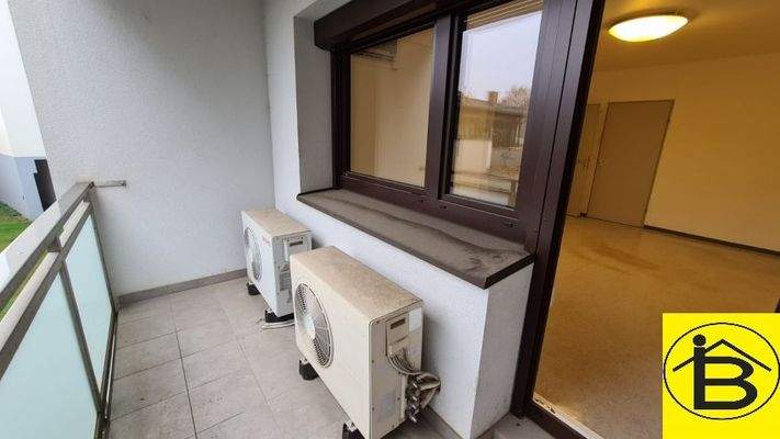 7421fb75-2185-4012-b