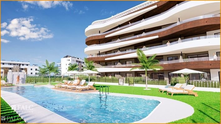 Etagenwohnung/apartamento con 3 dormitorios/flat with 3 bedrooms