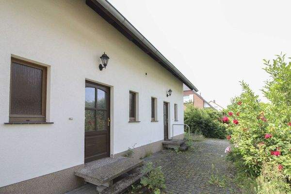 Außenansicht Eingangsbereich