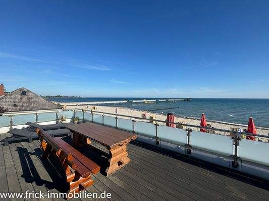 46-Dachterrasse vor Penthouse-Einlieger-WE.JPG