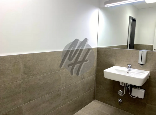 INFOS UNTER: 06171-586000