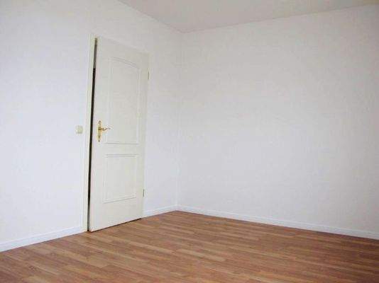 Schlafzimmer mit guter Stellfläche