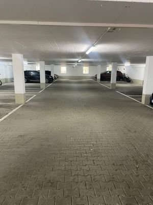 Gepflegte Tiefgarage