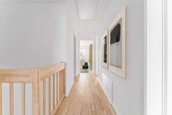 Flur OG (keine Einrichtung enthalten)