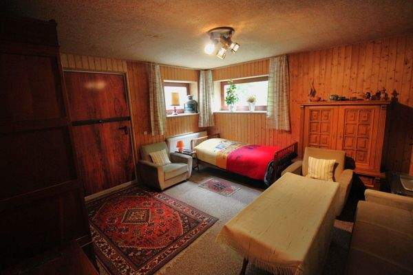 Keller: 1. Raum-ebenso