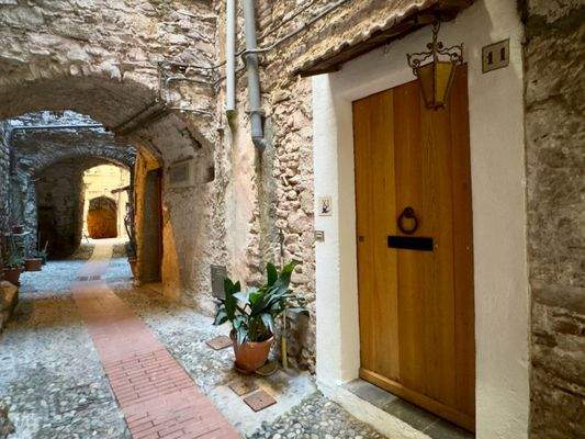 DA991_18 TERRA ITALIA IMMOBILIEN_TERRA ITALIA IMMO