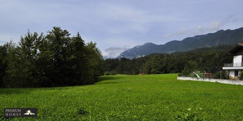 Breitenbach am Inn - Baugrundstück mit Bergpanorama - Blick Richtung Westen