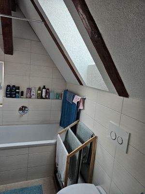 Badezimmer im Dachgeschoss