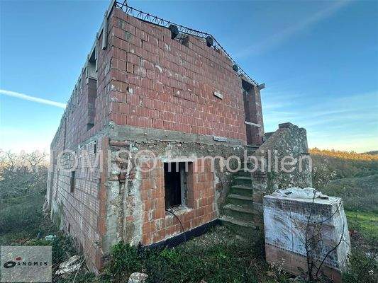 beinhaltet 370 m2 Fläche