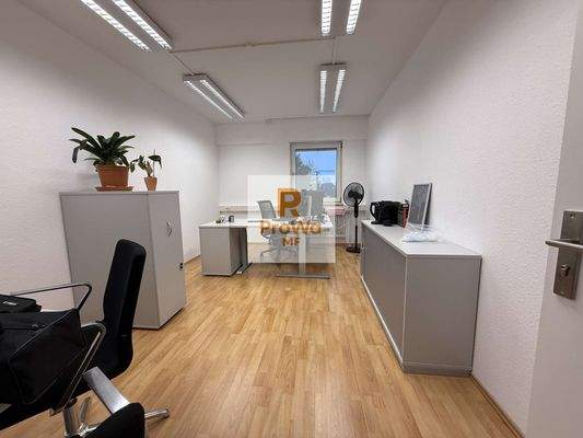 Büro 2.OG 1