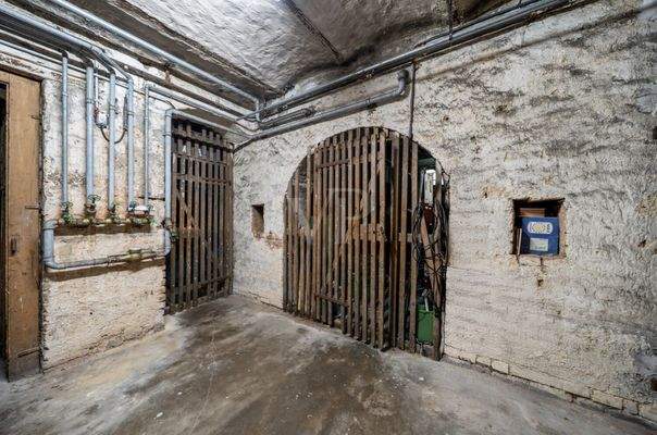 Keller des Hauses mit eigenem Kellerabteil zur Wohung