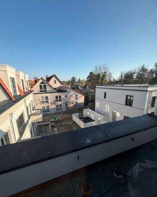 Balkon: Ungestört mit Fernblick
