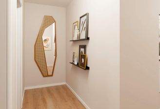 Bilder und Deko im Flur