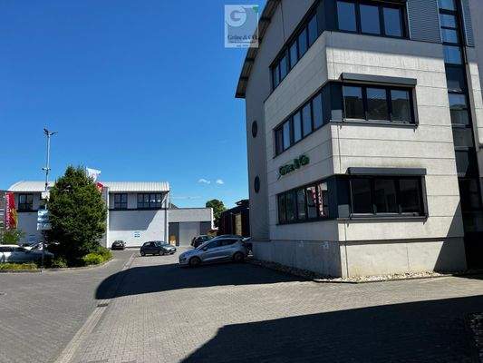 Umgebung Bürogebäude 