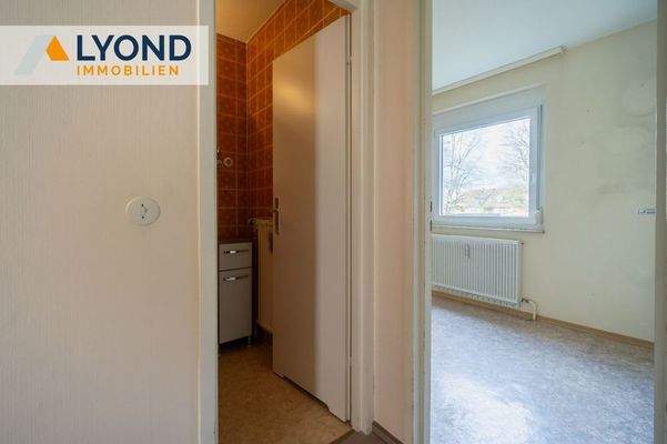 1. Wohnung Bad / Küche 