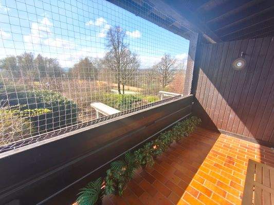 GRI Hof 235 BAlkon 1.jpg