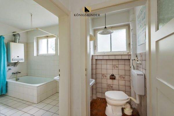 Badezimmer + sep. WC