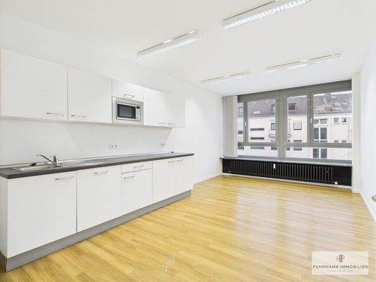 Aufentaltsraum nebst Küche