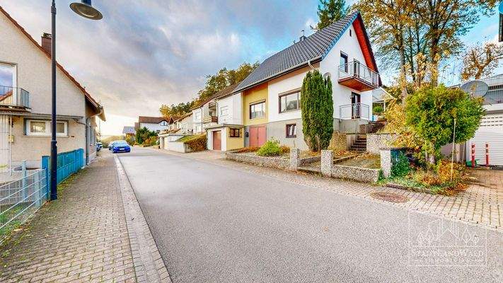 Straßenansicht rechts