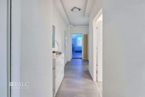 Wohnung 2. OG - Flur - (KI generiert)