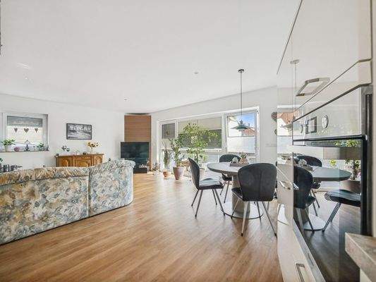 Wohnzimmer a (3-Raum-Maisonettewohnung, Haus Nr. 5)