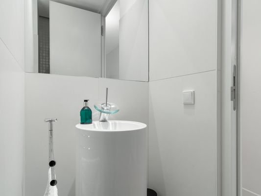 Gäste-WC EG
