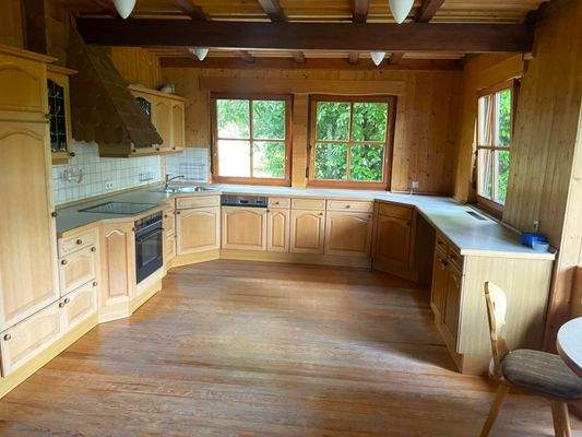 EG Große Einbauküche.jpg