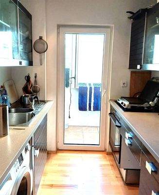 Küche mit Loggia