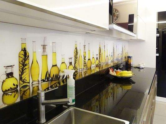 Praktisch + schön: dekorative Motivrückwand