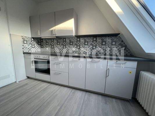 Wohnküch emit neuer Einbauküche