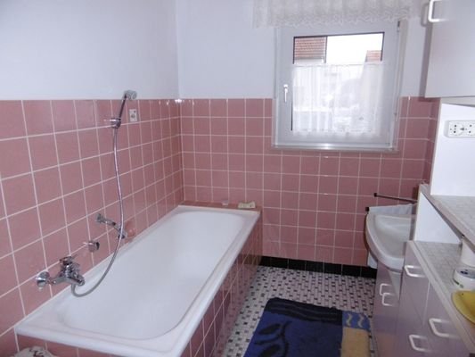 Badezimmer EG