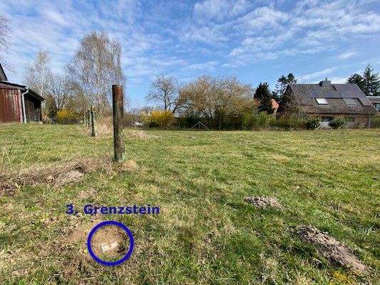 3. Vermessungspunkt zum rechter Hand liegenden Bauplatz