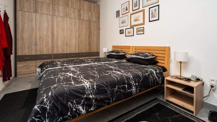 Schlafzimmer Erdgeschoss Haus 1